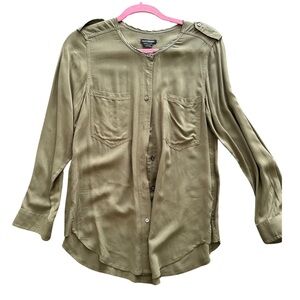 Club Monaco Olive Green Button-Up Blouse - army green